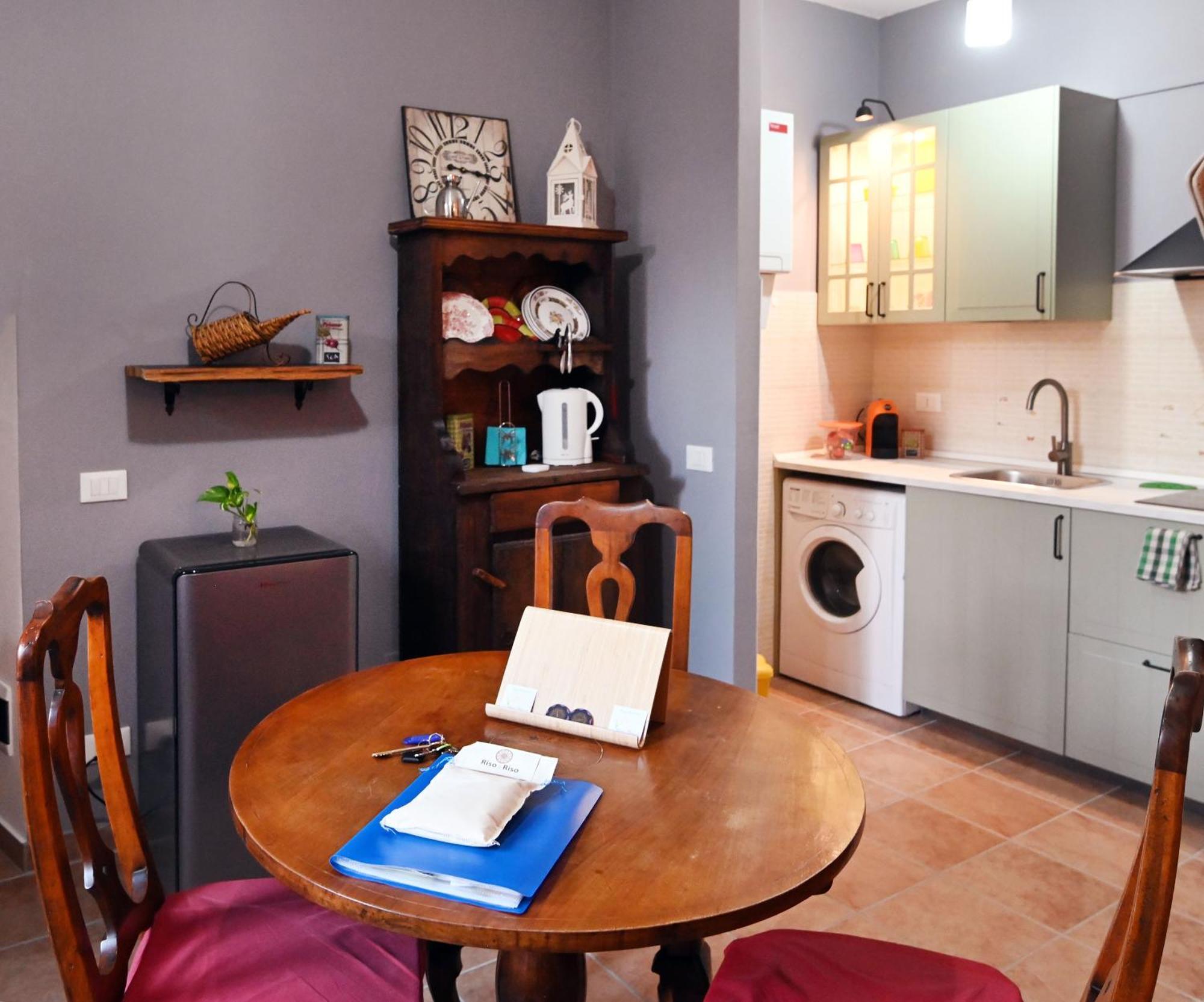 Cozy Place 10 Vercelli Luaran gambar